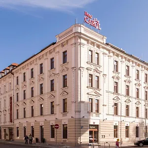 https://carol.praguehotelsweb.com